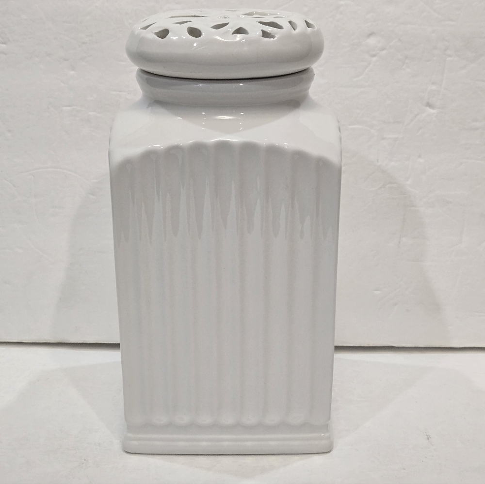 THL Farmhouse COFFEE Canister Jar White Lace Lattice Top French Cottage - Picture 2 of 4